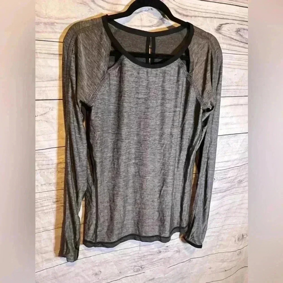 Lululemon heather running top, sz 8 Run Team Spirit Long Sleeve - Picture 1 of 7